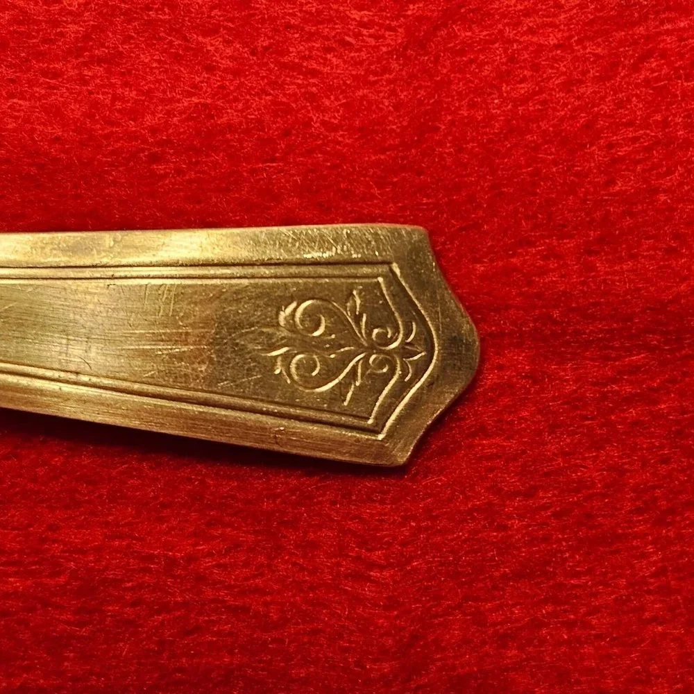 1881 Rogers manufacturer 	reed